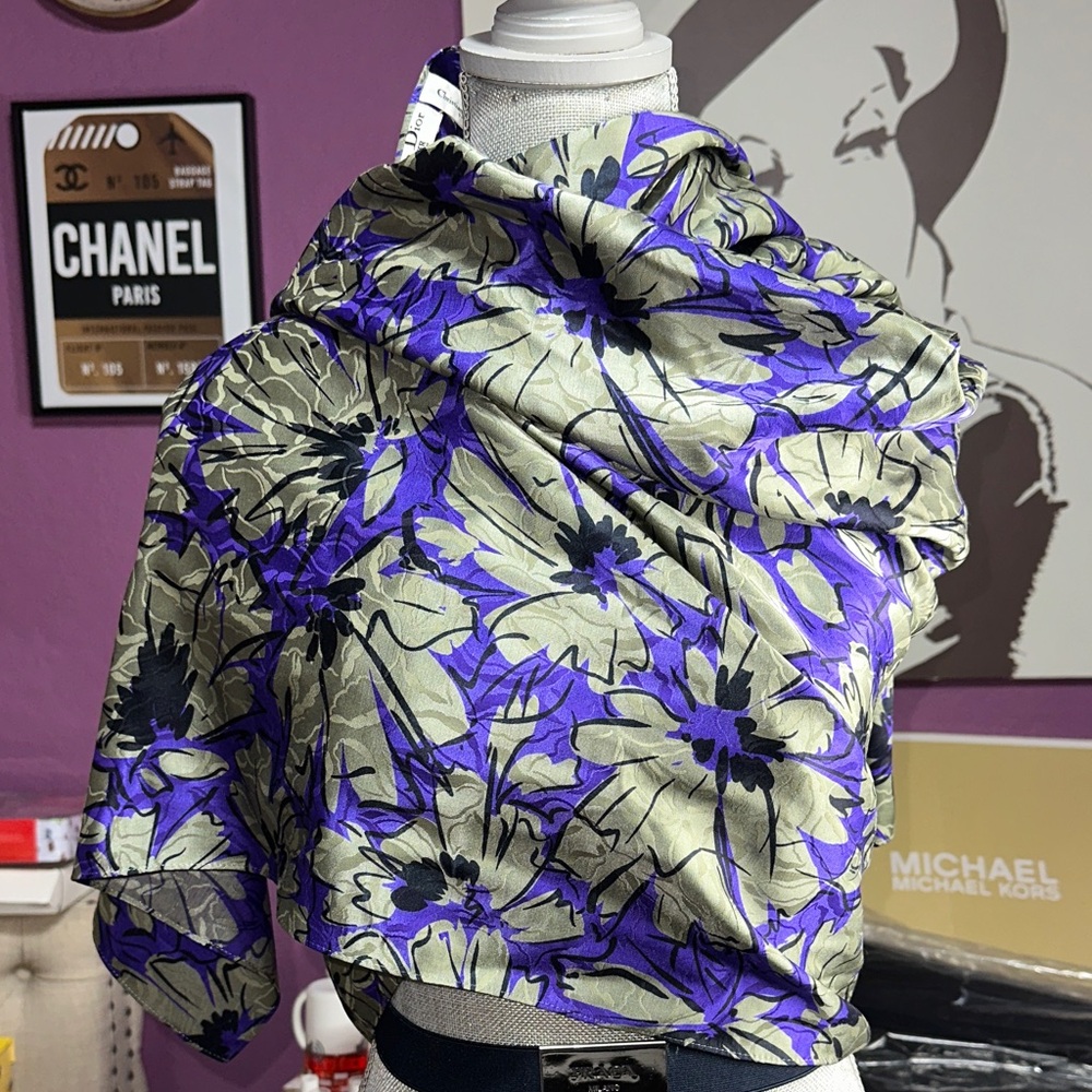 DIOR Purple and Cream Floral Scarf